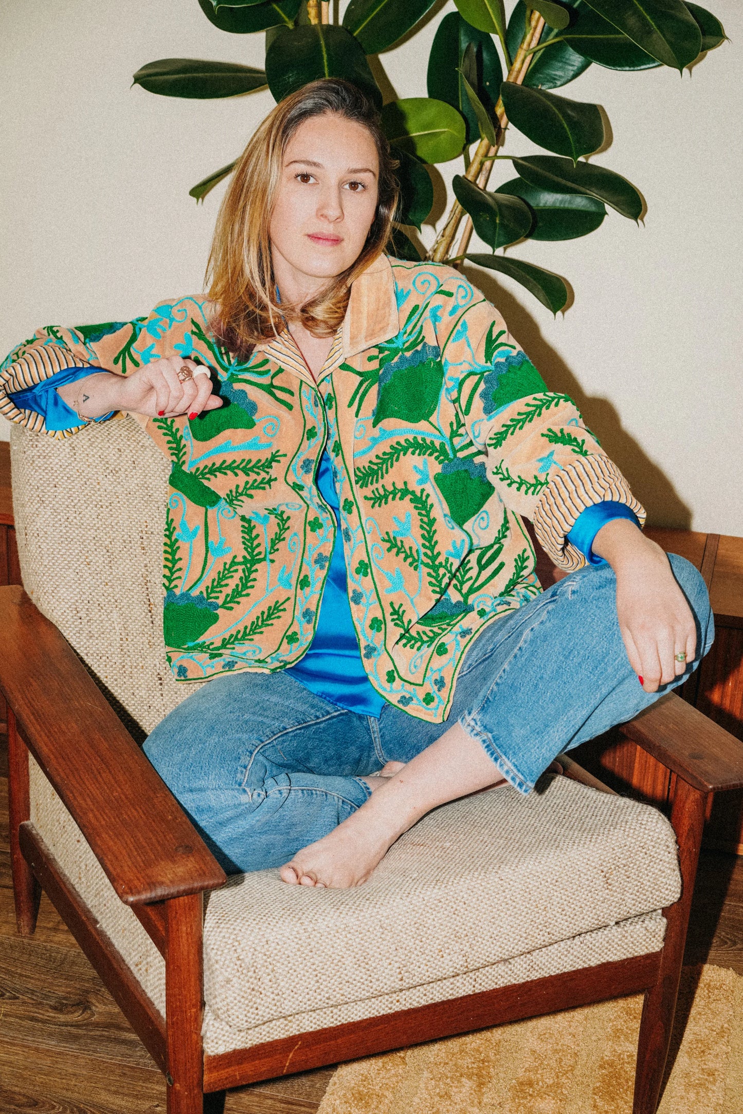 Veste Brodée BEIGE, velours & broderies bleu vert