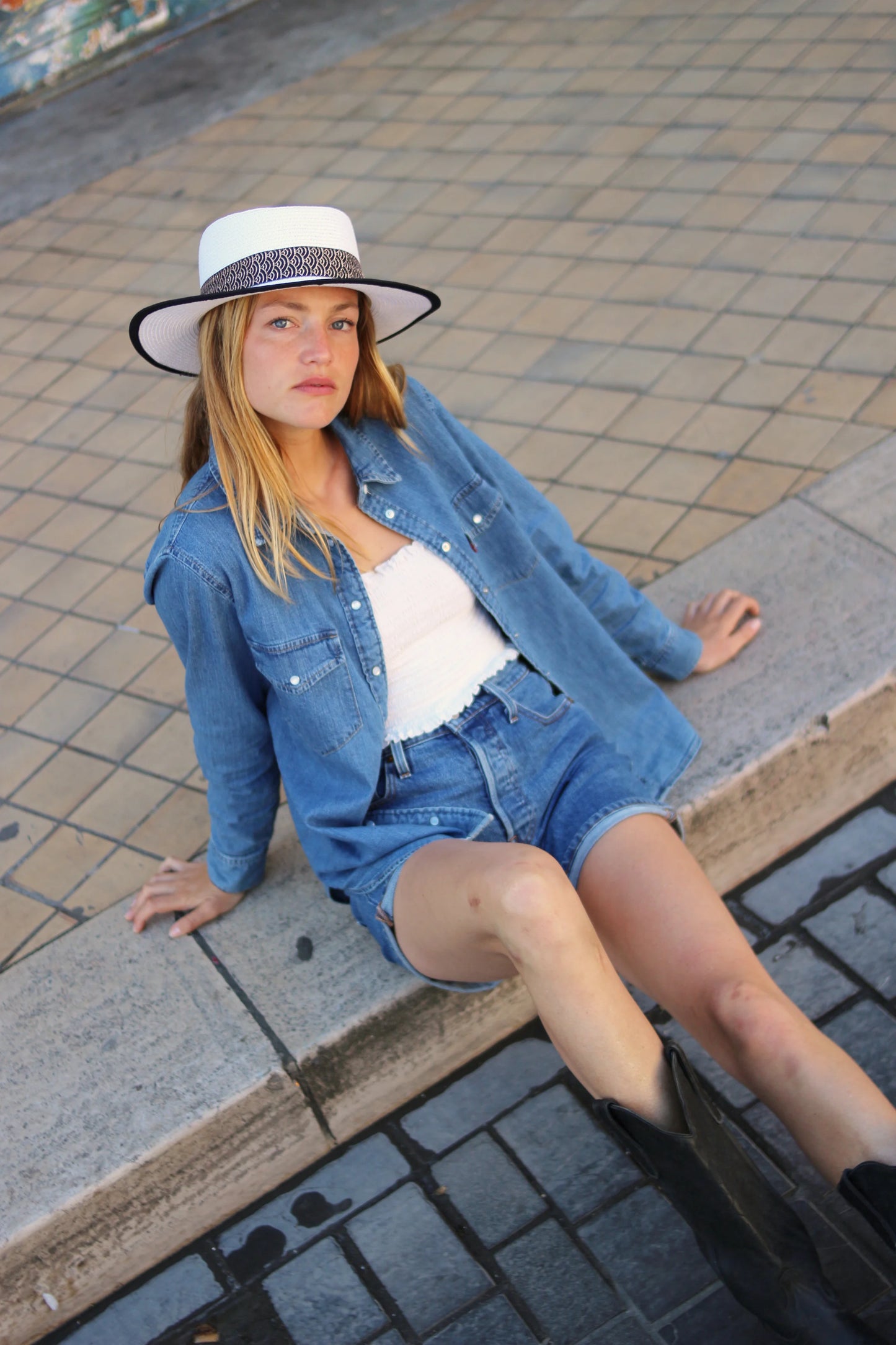 Chapeau de paille RITA, galon noir. Taille réglable