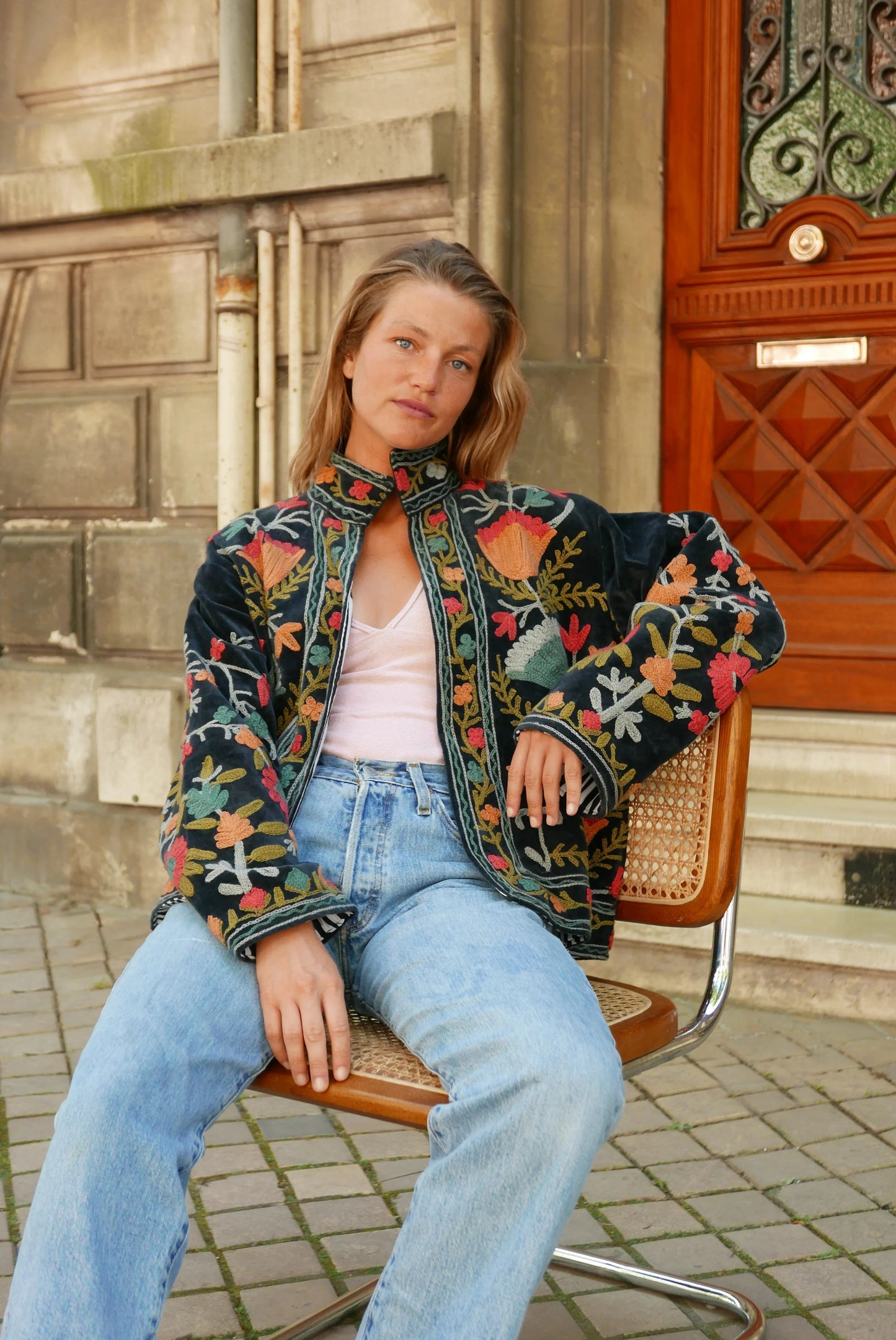 Veste Brodée NOIRE - Rouge Corail