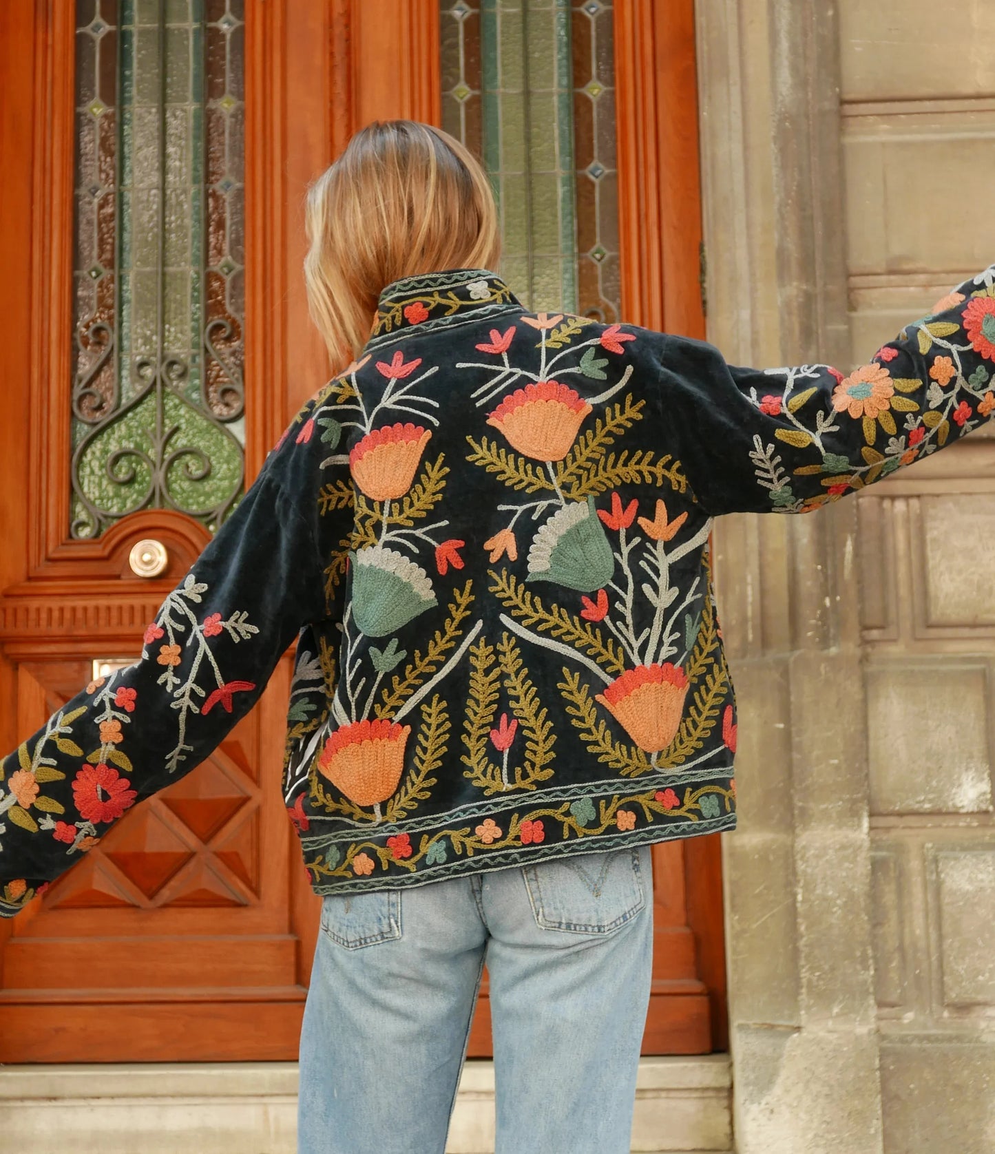 Veste Brodée NOIRE - Rouge Corail