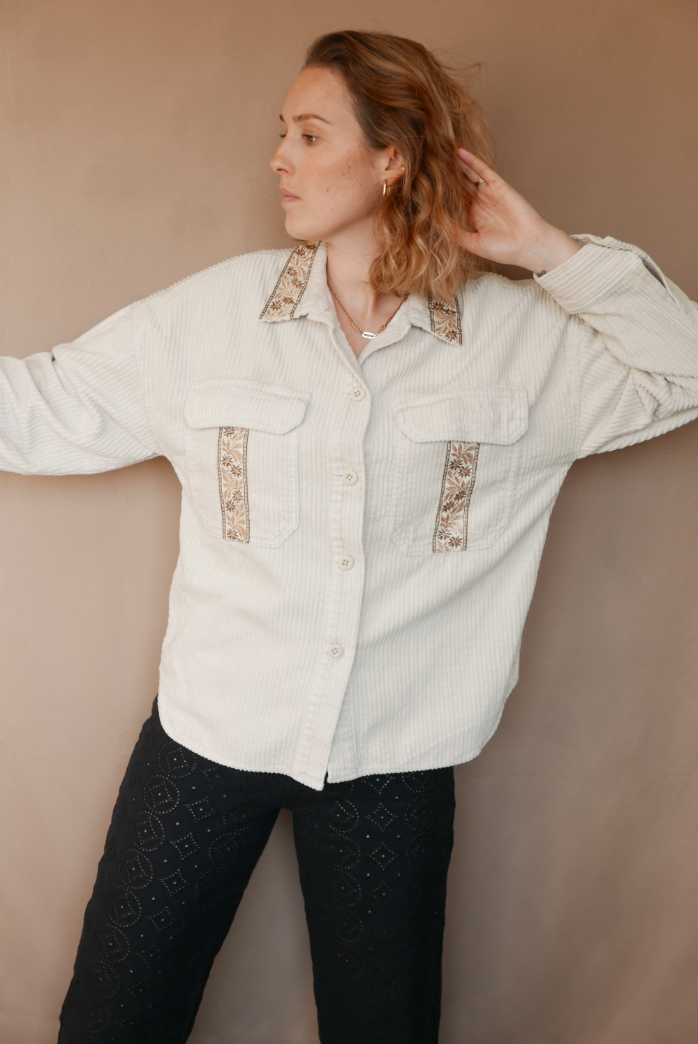 Veste Surchemise Blanc Crème Velours Côtelé