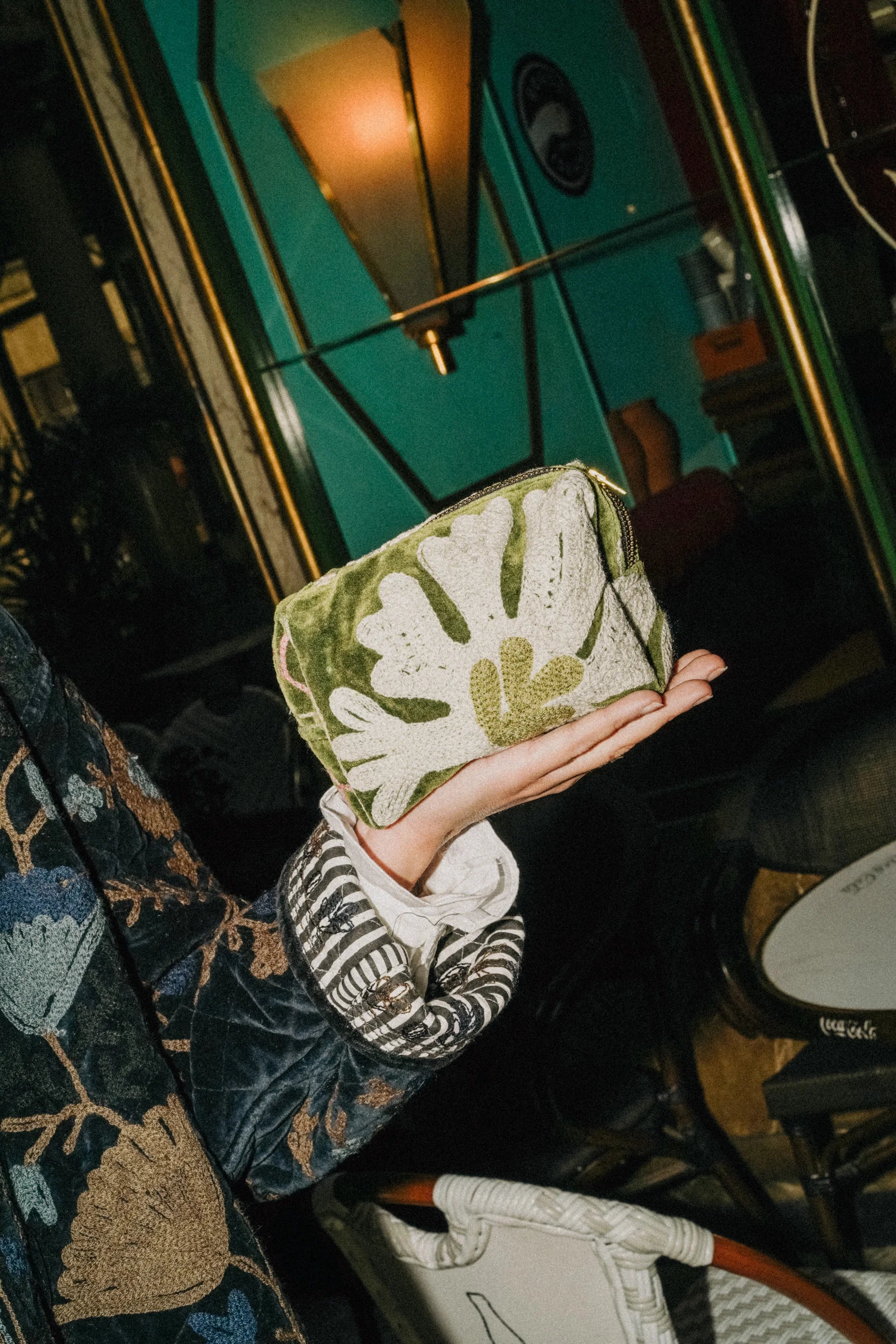 Khaki Green Beauty Kit 