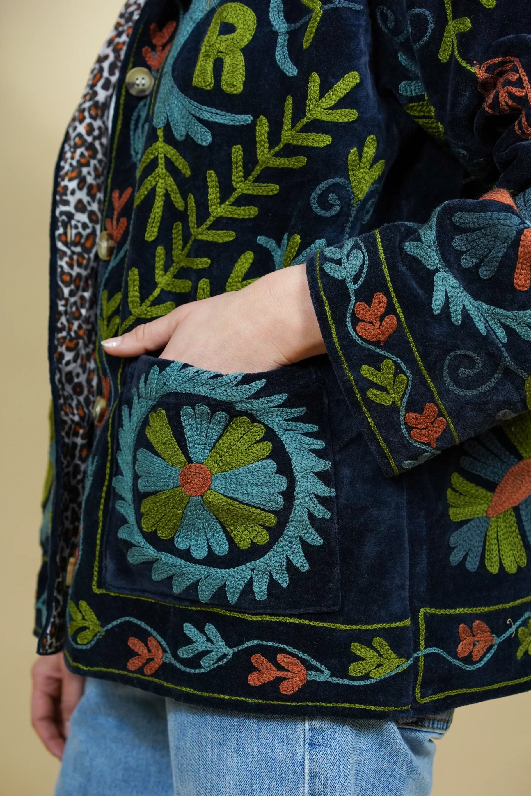 Veste Tara Noire Bleutée