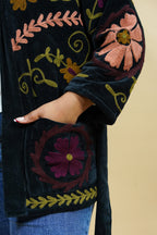Veste Kimono en velours noir brodé