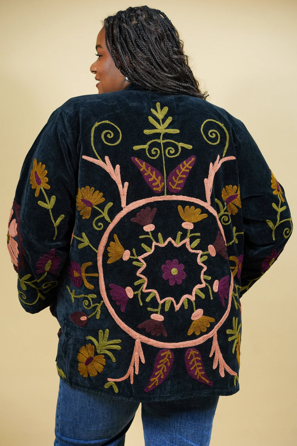 Veste Kimono en velours noir brodé