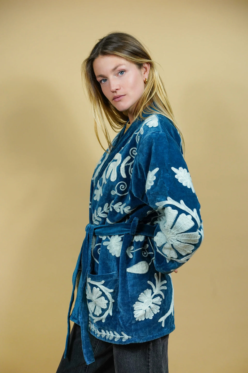 Veste Kimono en velours brodé - Bleu