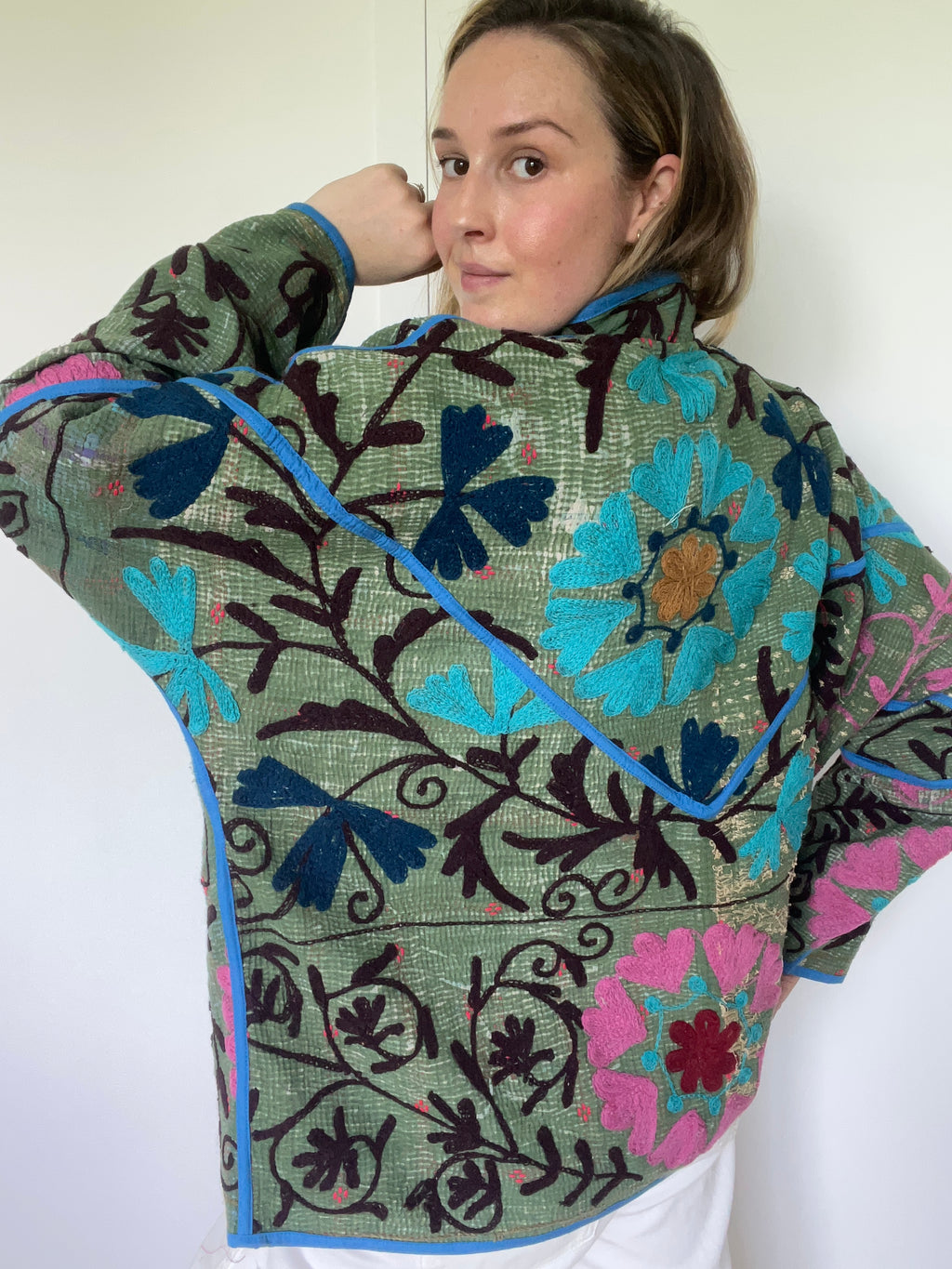 Veste Kantha Brodée Réversible — Pièce Unique N°22