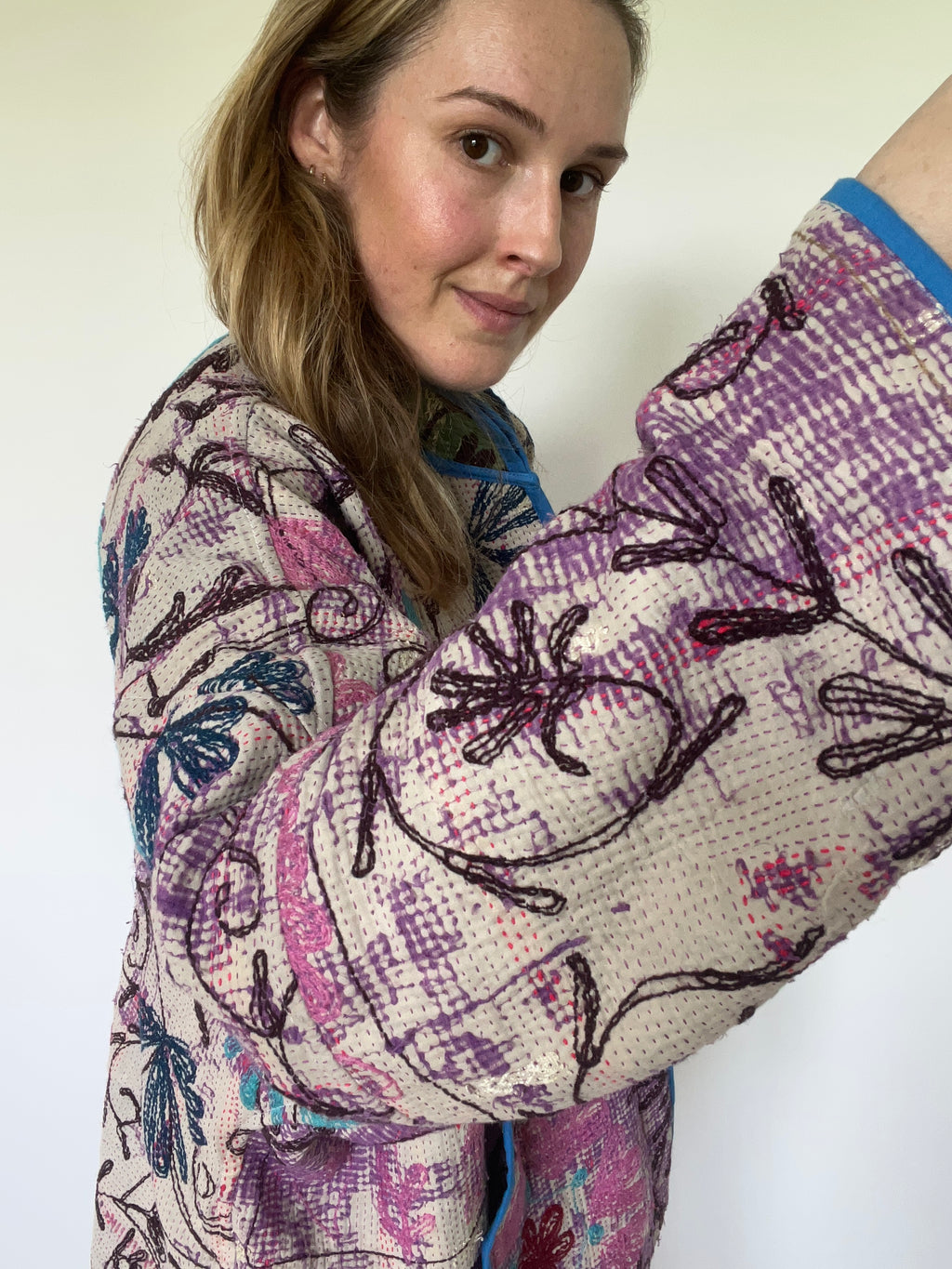 Veste Kantha Brodée Réversible — Pièce Unique N°22