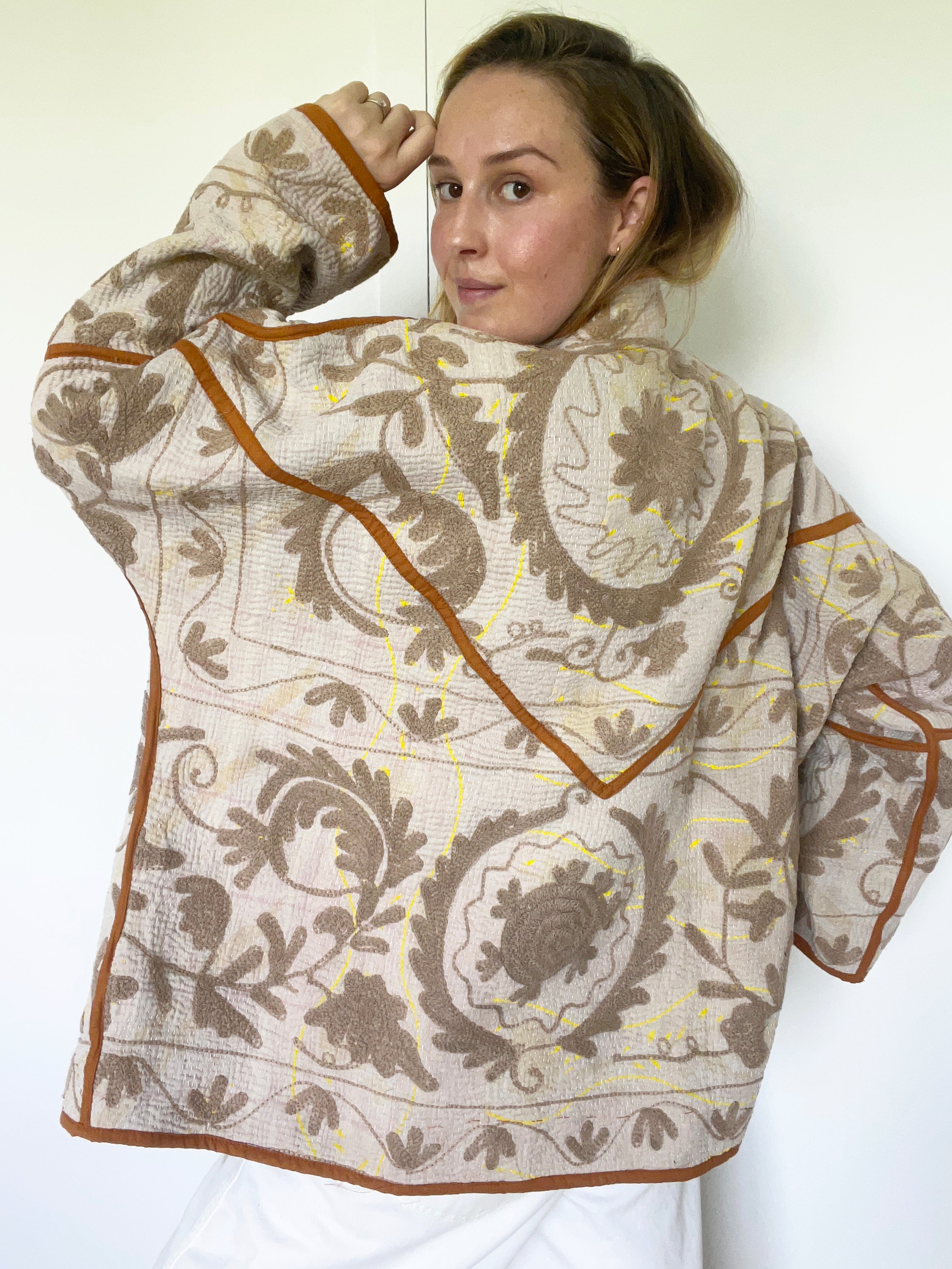Veste Kantha Brodée Réversible — Pièce Unique N°03