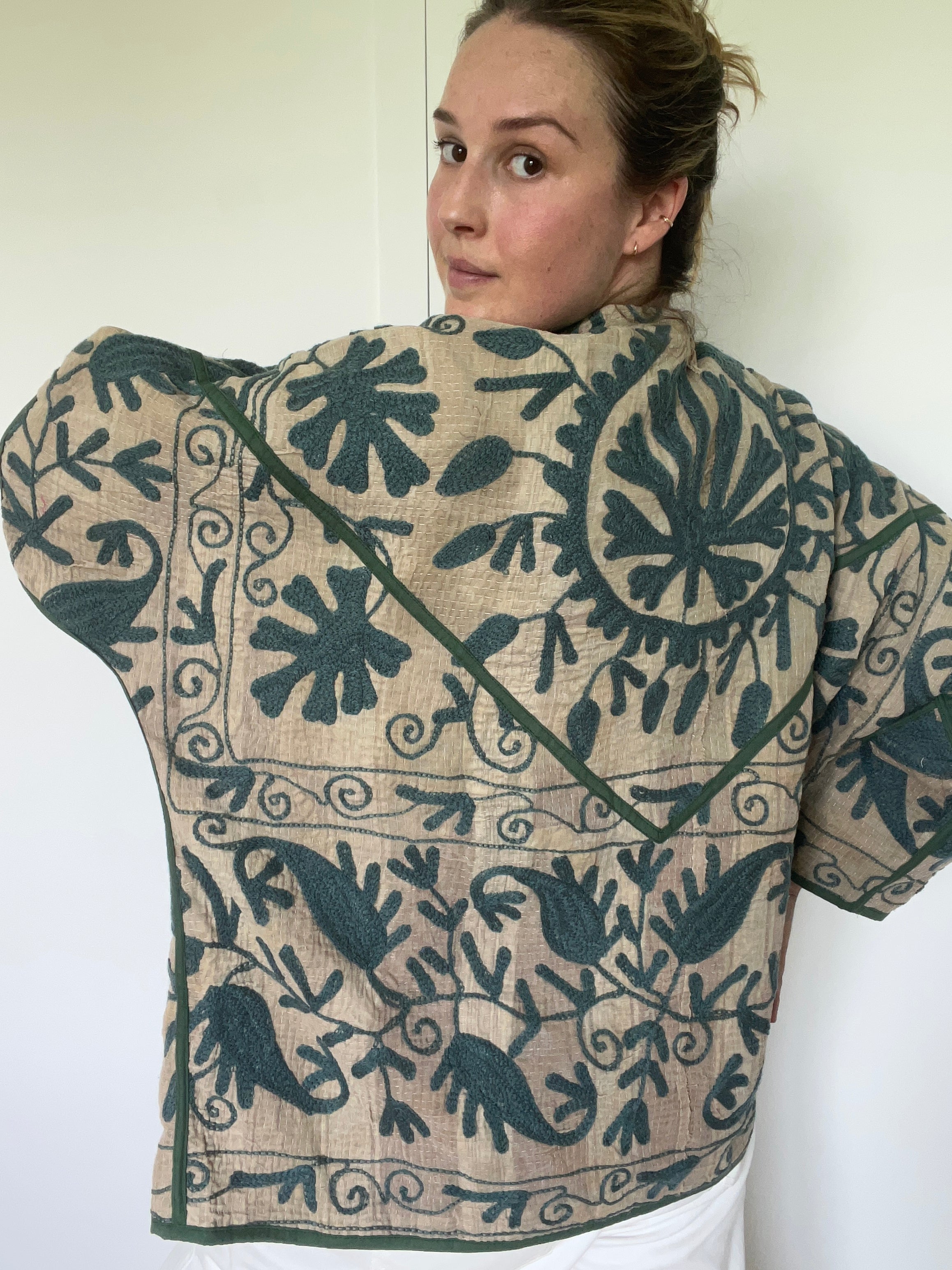 Veste Kantha Brodée Réversible — Pièce Unique N°24