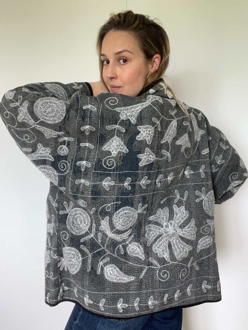 Veste Kantha Brodée Réversible — Pièce Unique N°28