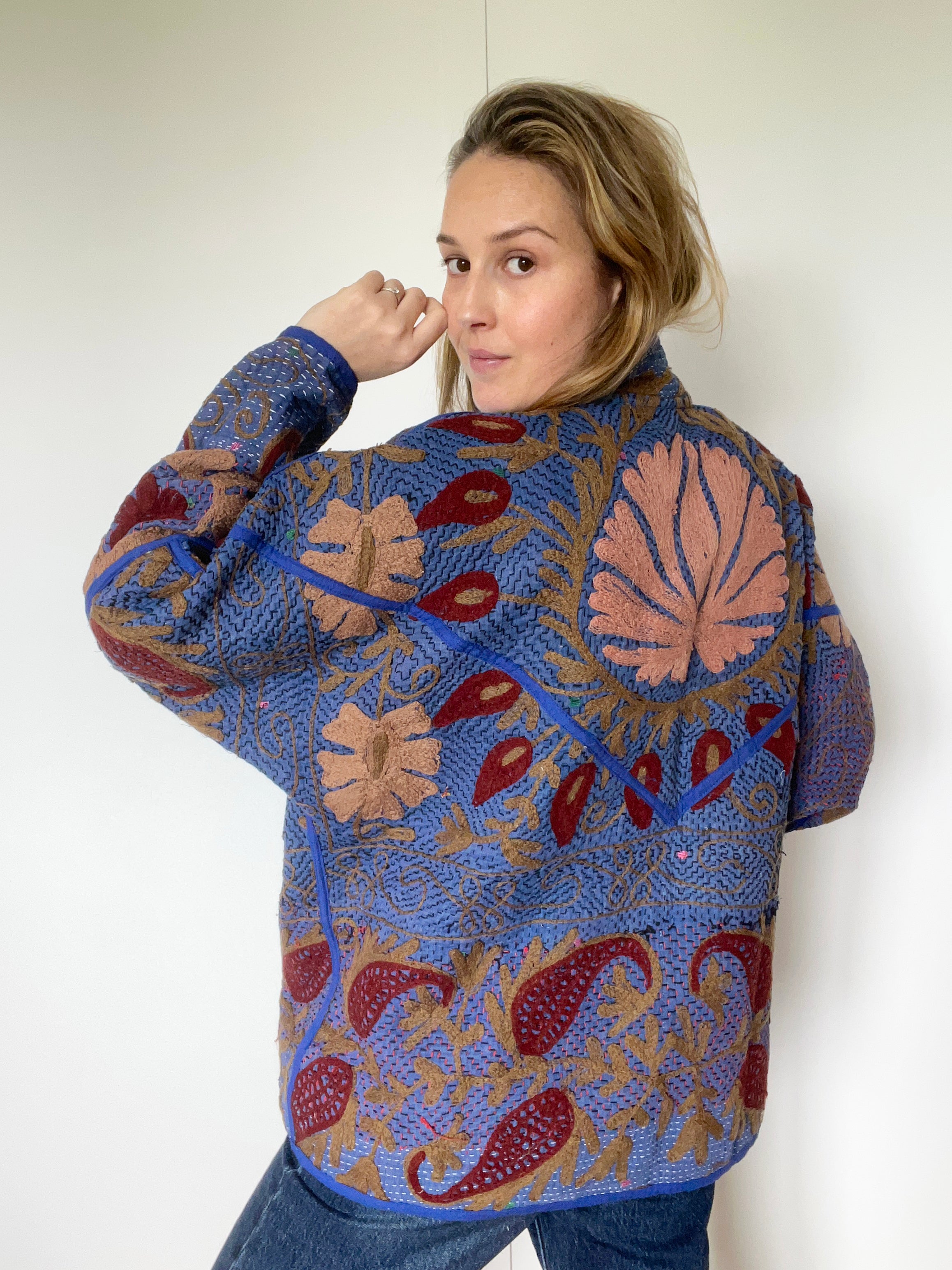 Veste Kantha Brodée Réversible — Pièce Unique N°09
