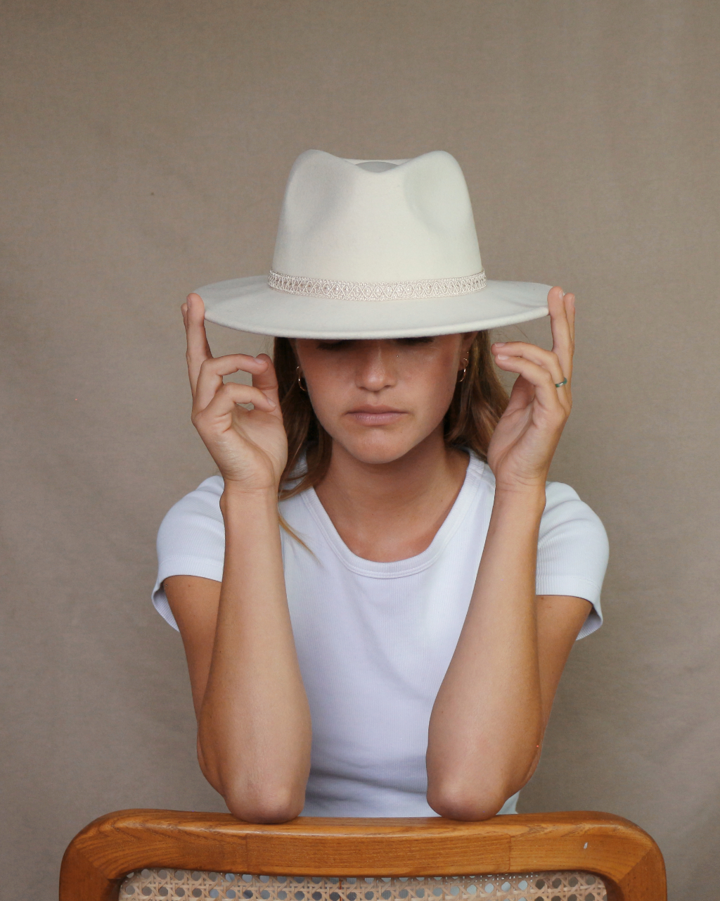 CHAPEAU SACHA . Mini White