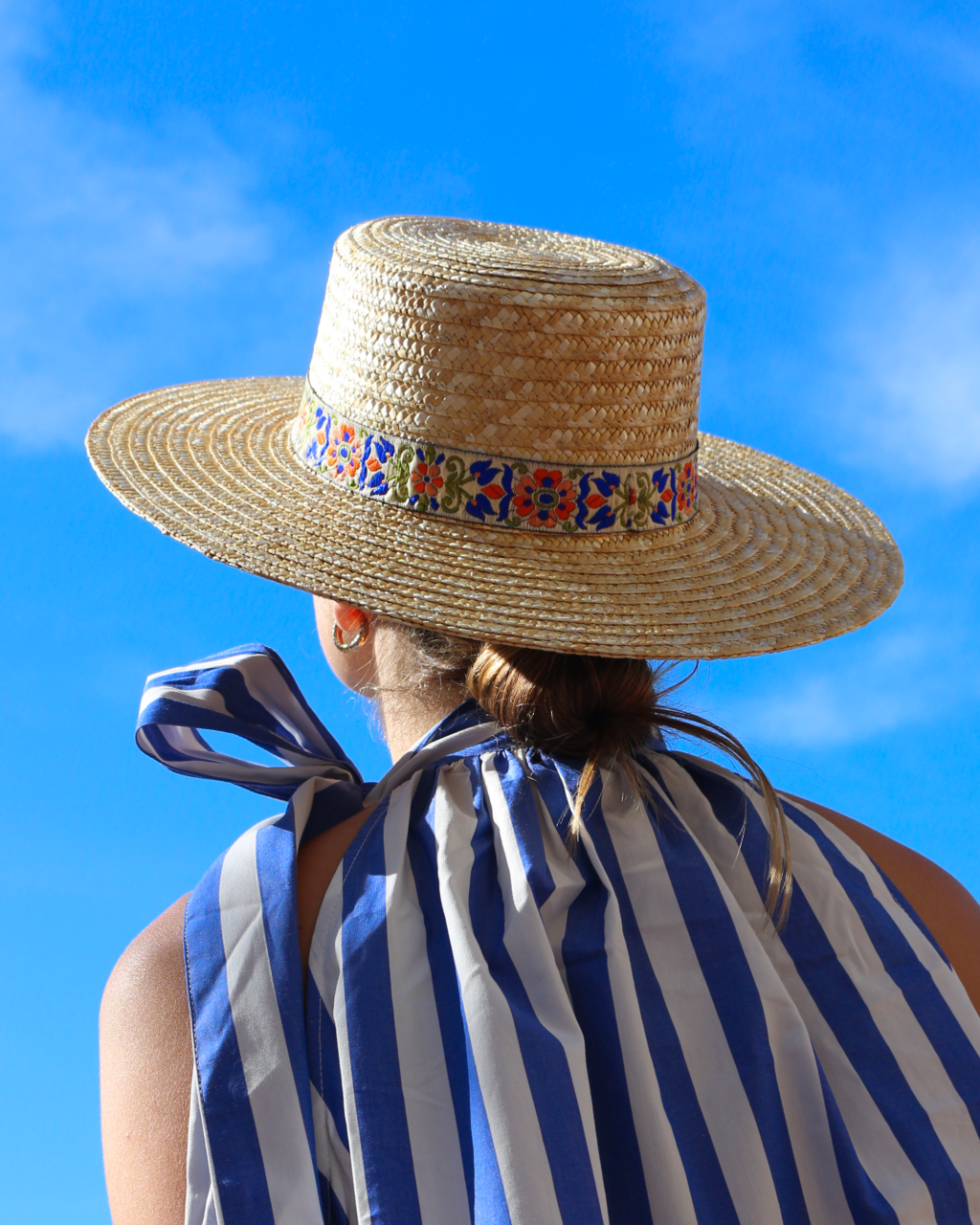 CHAPEAU DANNA . Flower Bleu