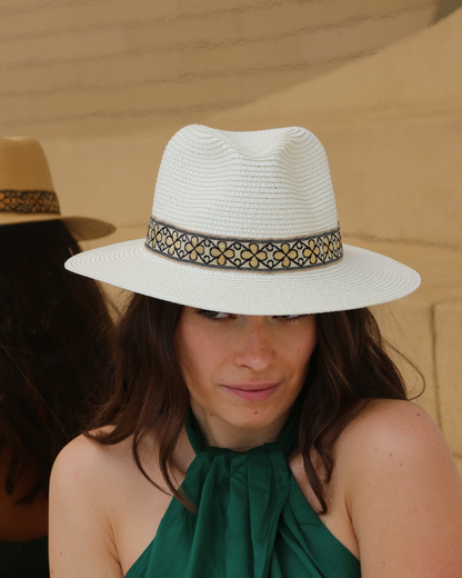 CHAPEAU PAOLA . Black