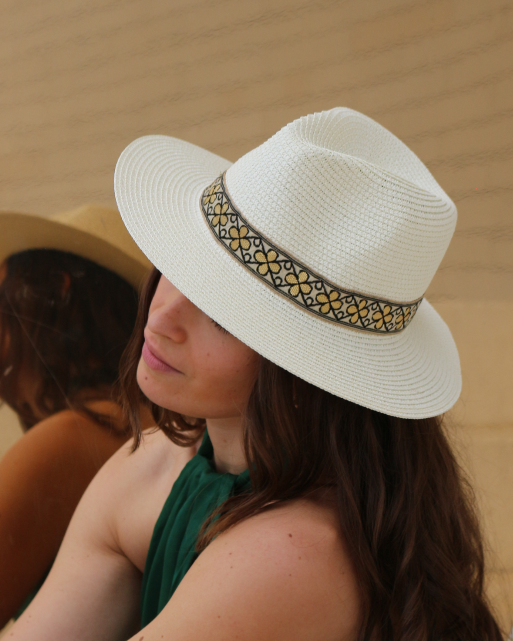 CHAPEAU PAOLA . Black