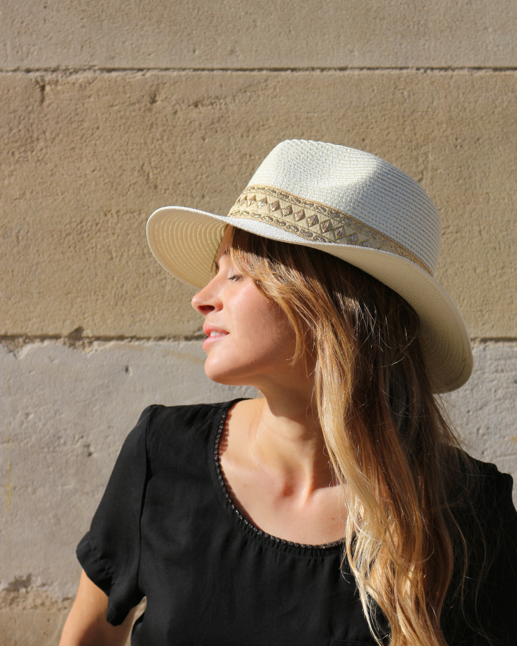 CHAPEAU PAOLA . Doré Crème