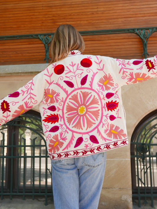 Veste Brodée BLANC CASSÉ, velours & broderies Rosées