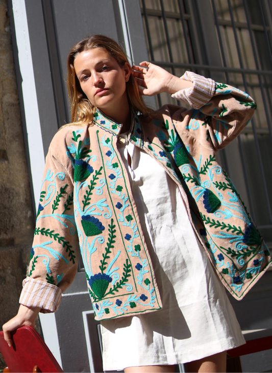 Veste Brodée BEIGE, velours & broderies bleu vert
