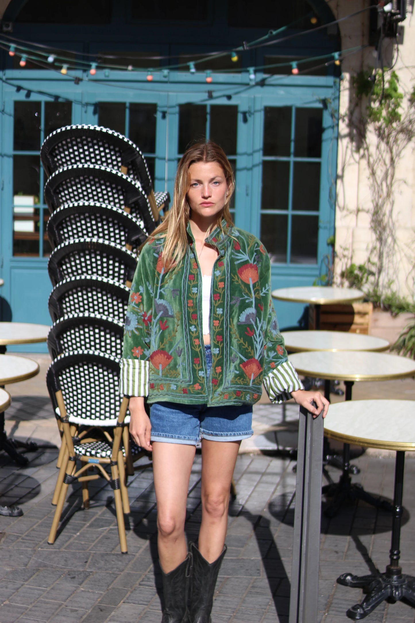 Veste Brodée VERTE, velours & broderies multicolores