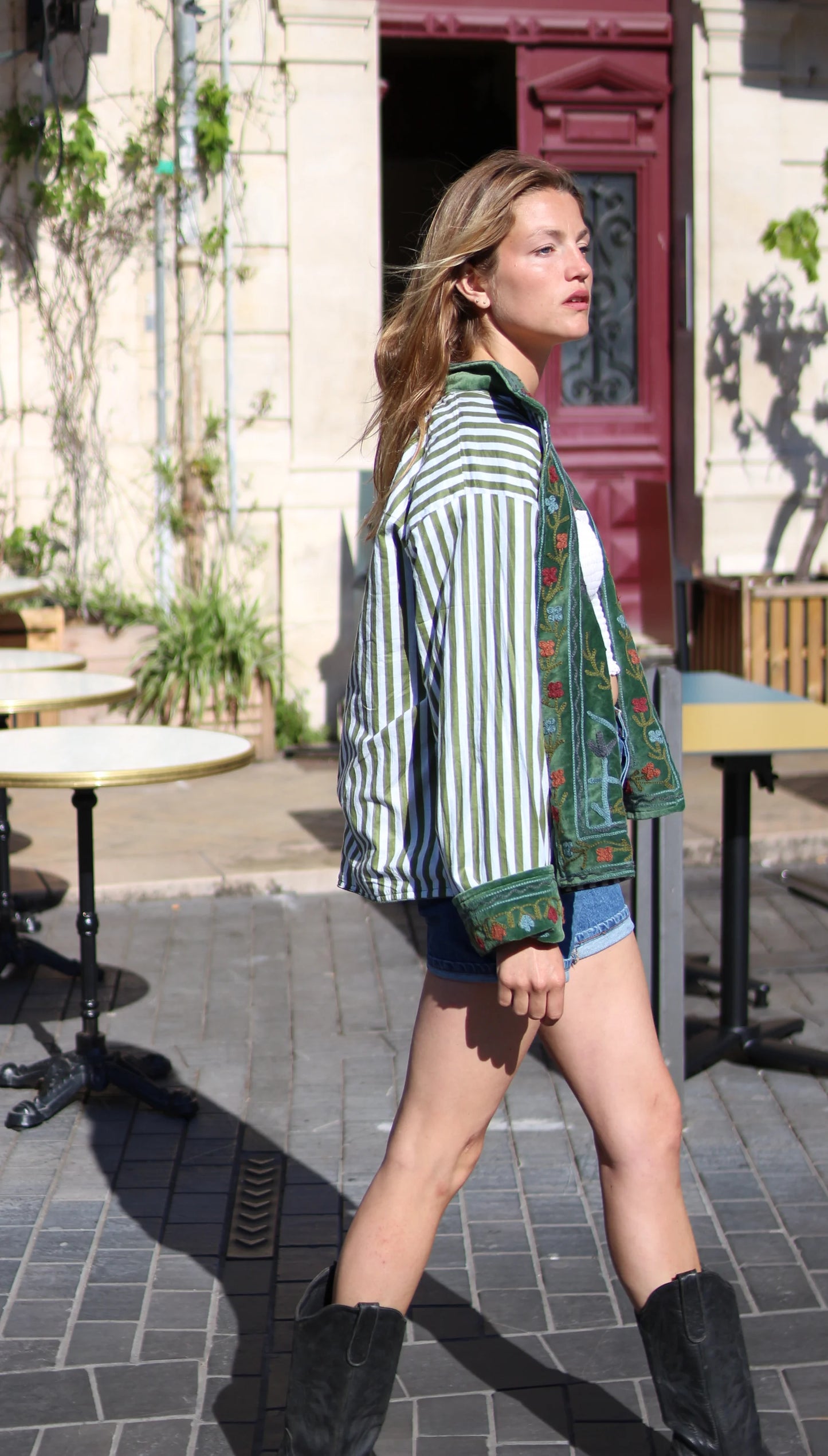 Veste Brodée VERTE, velours & broderies multicolores