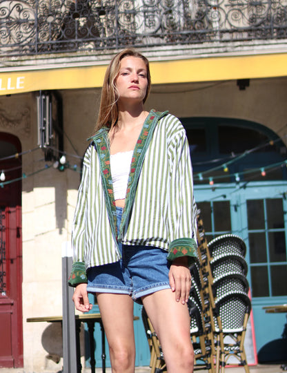 Veste Brodée VERTE, velours & broderies multicolores