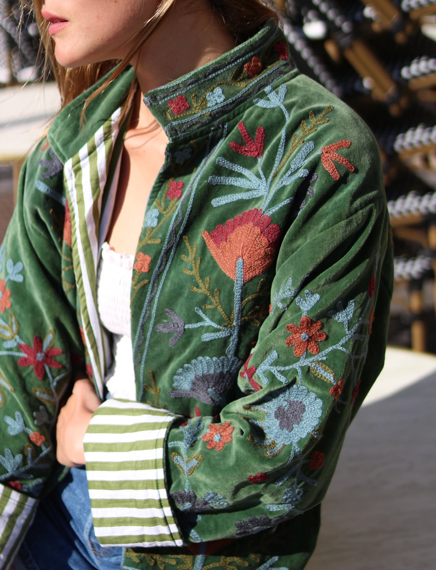Veste Brodée VERTE, velours & broderies multicolores