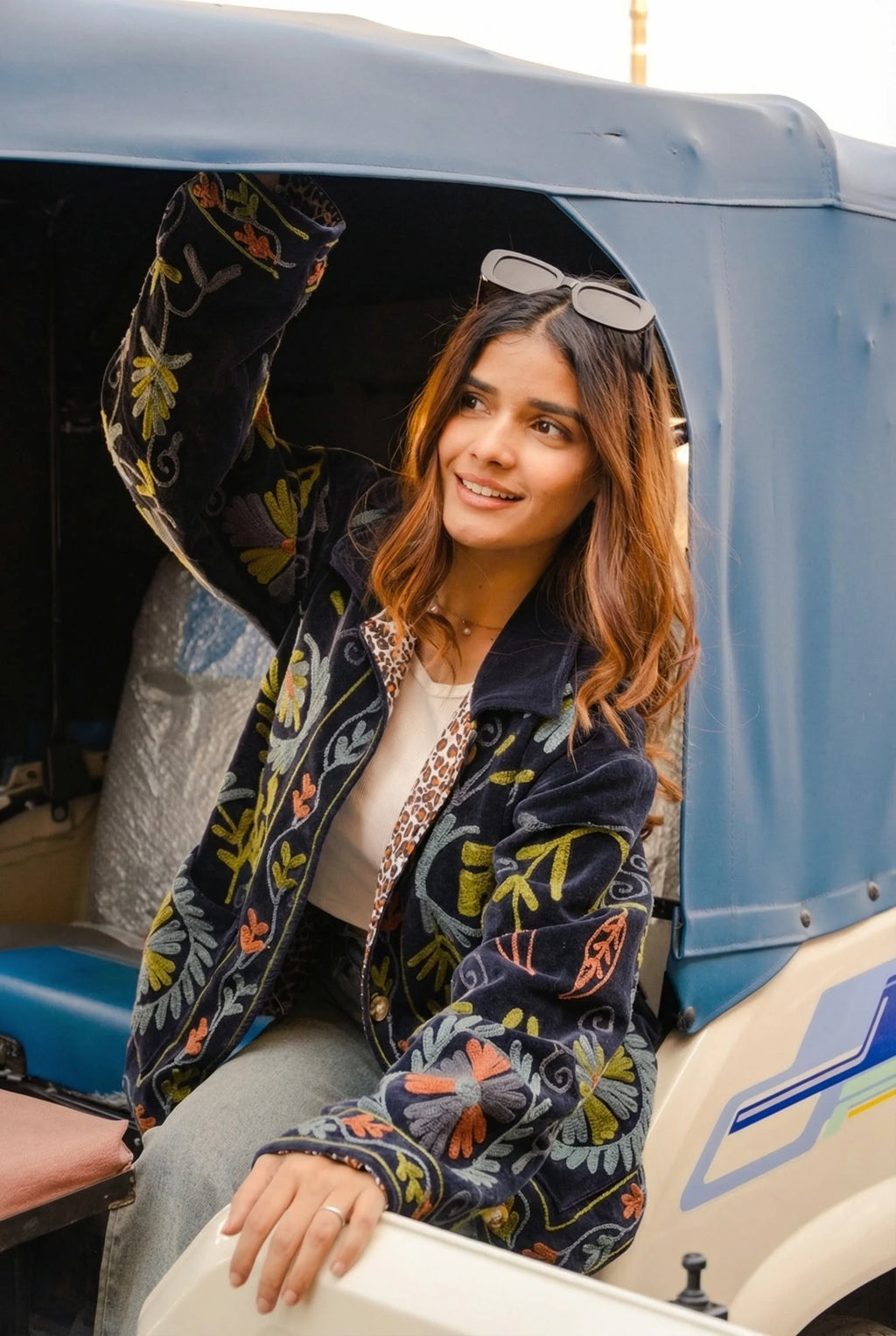 Veste Tara Noire Bleutée