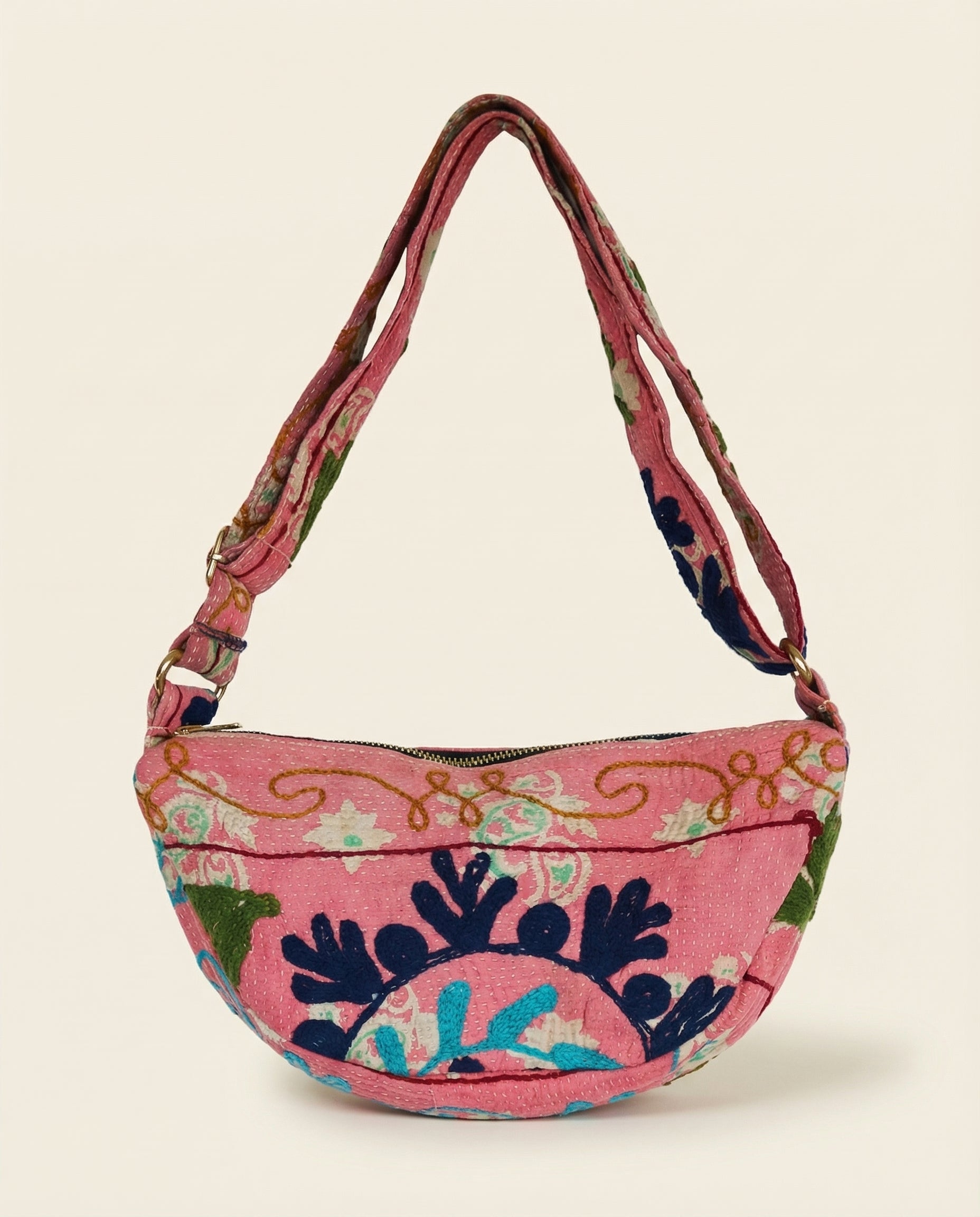 Sac Banane Kantha – pièce unique upcyclée