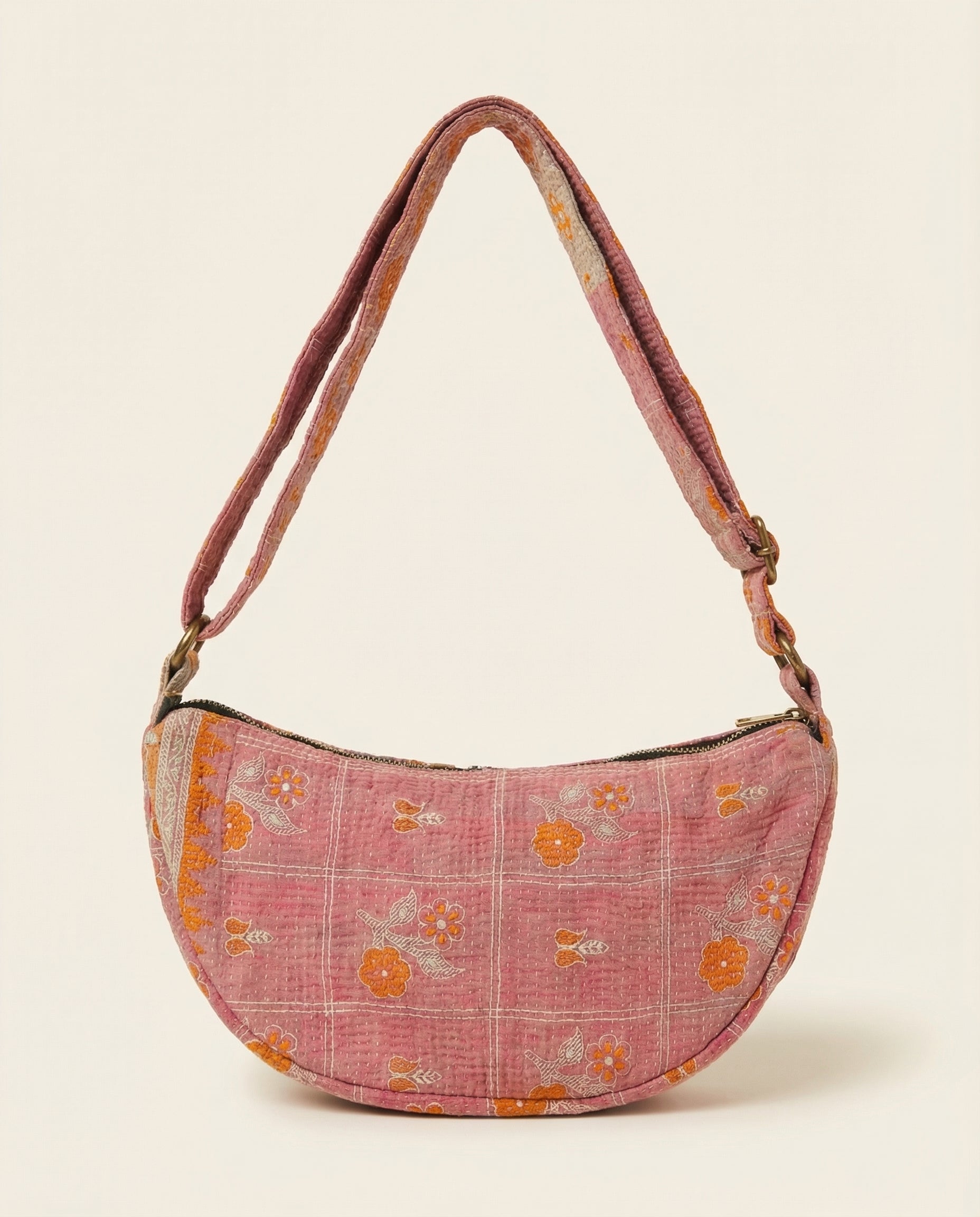 Sac Banane Kantha – pièce unique upcyclée