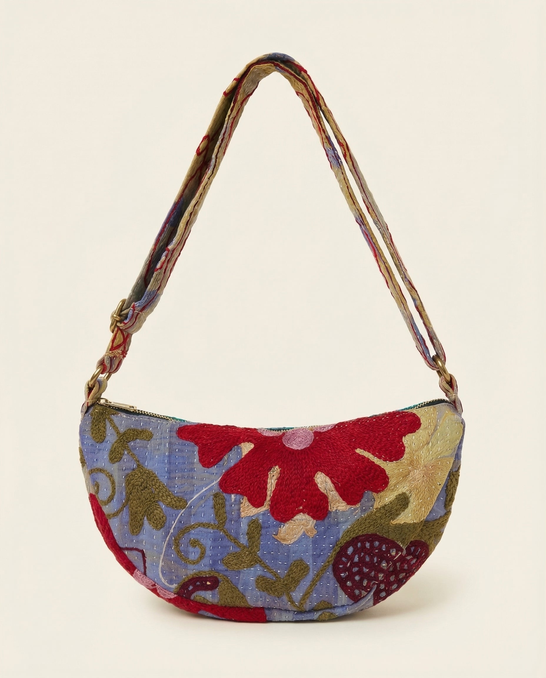 Sac Banane Kantha – pièce unique upcyclée