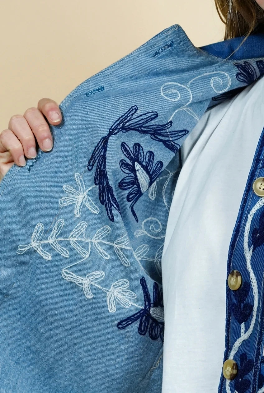 Veste en jean brodée Anaya