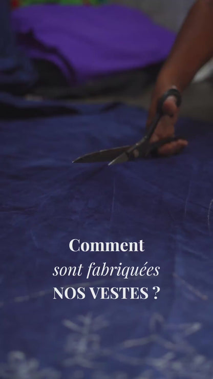 Veste Brodée BLEUE, velours & broderies multicolores
