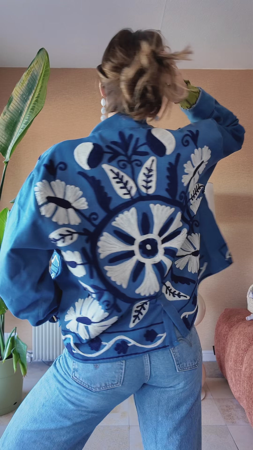 Veste en jean brodée Anaya