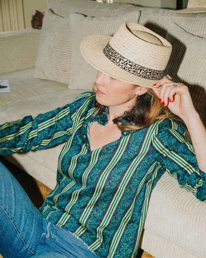 Chapeau de paille LUISA, galon noir doré. Taille réglable