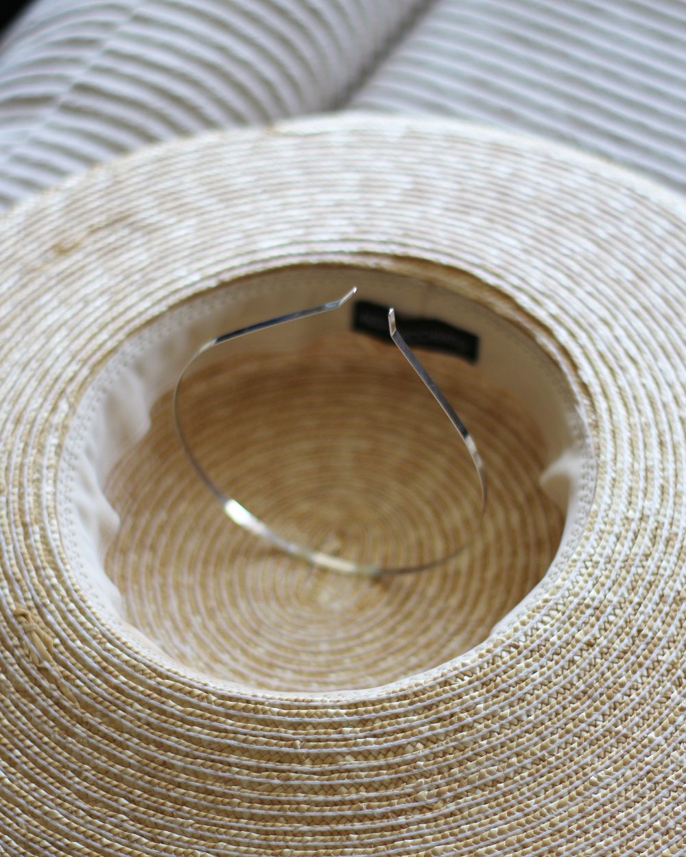 Chapeau de paille Carlota, galon bleu