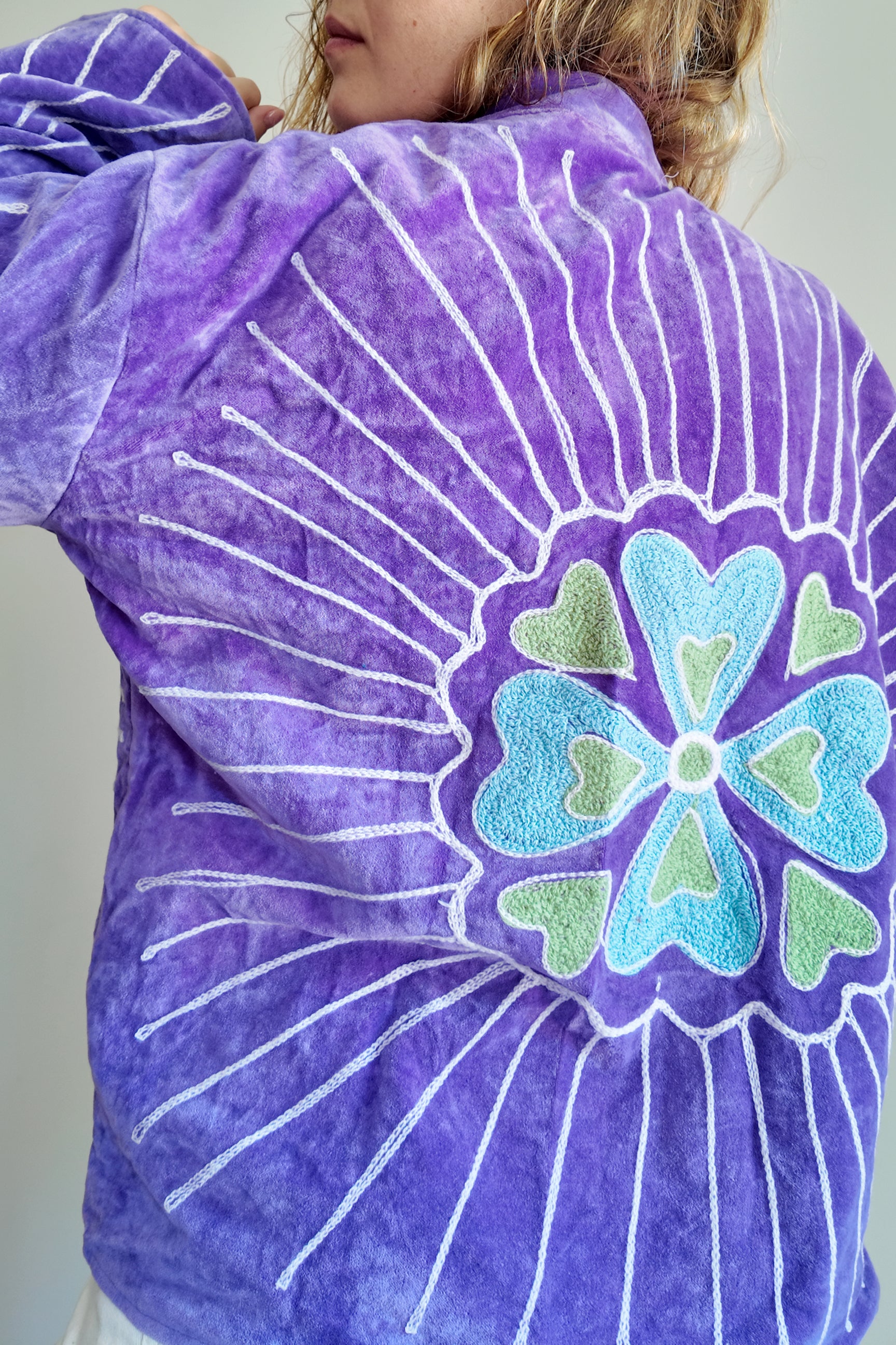 Veste en velours brodé Veda – Violet